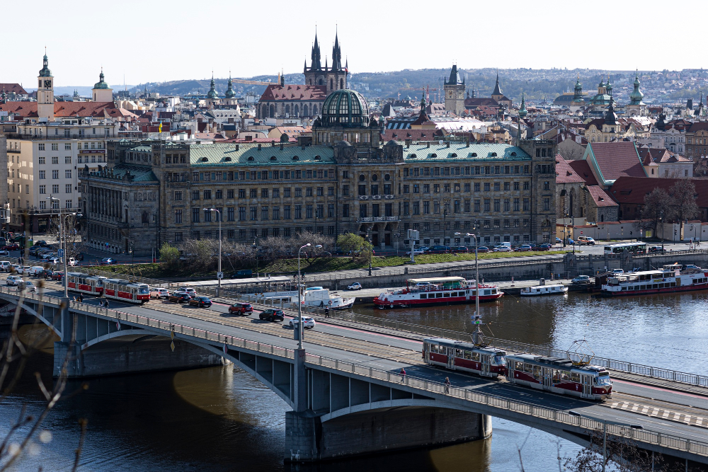 Kazáncsere Budapest: Ügyintézés